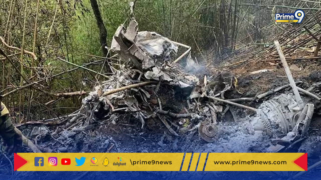 Army  helicopter crashes: అరుణాచల్‌ ప్రదేశ్‌లో కుప్పకూలిన ఆర్మీ  ‘చీతా ’హెలికాప్టర్‌.. ఇద్దరు పైలట్ల దుర్మరణం